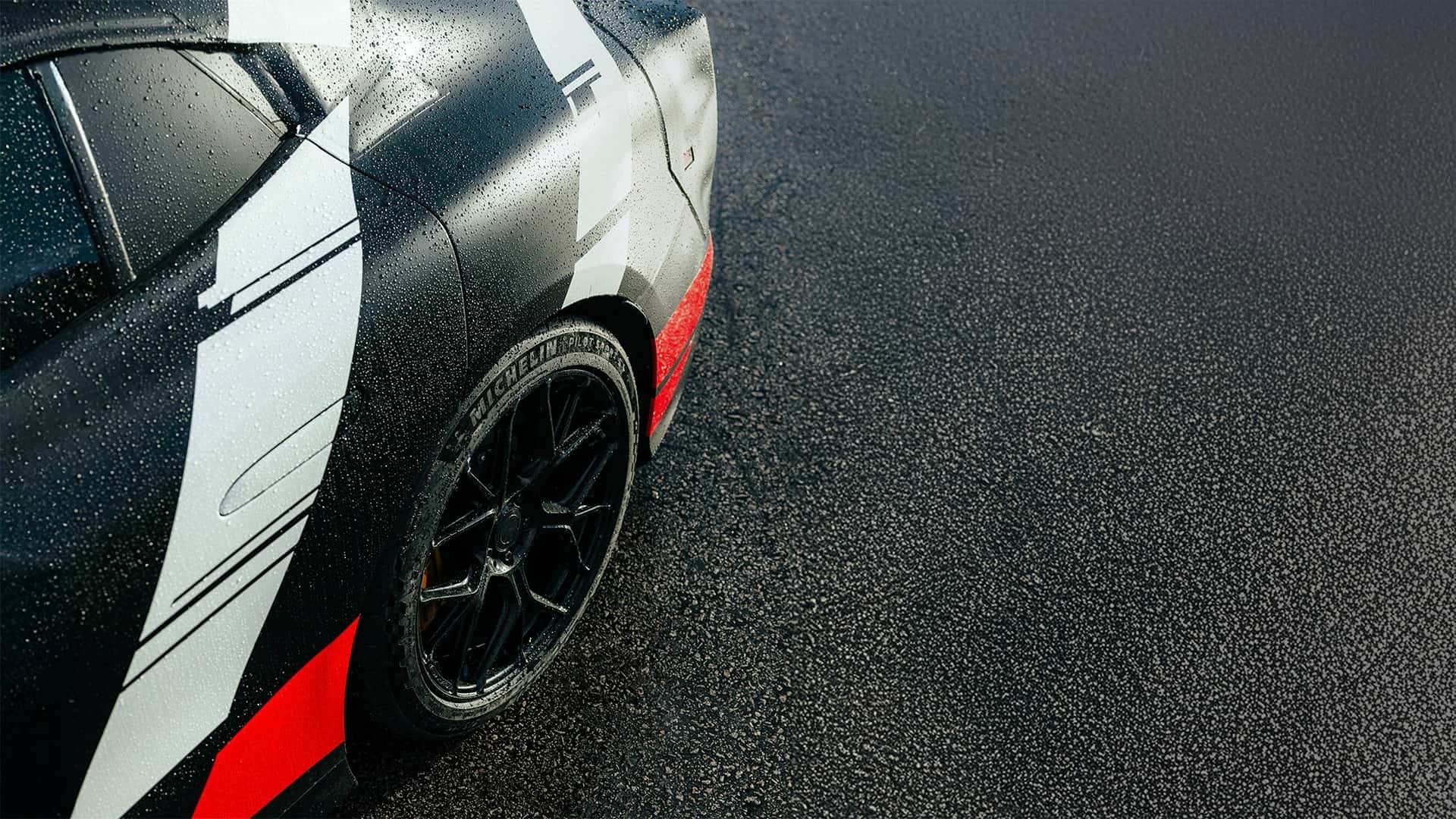 Джордж Расселл з F1 про AMG суперника Porsche Taycan: найшаленіший досвід за кермом