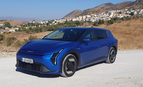 Kia EV4: Компактний електромобіль замість SUV