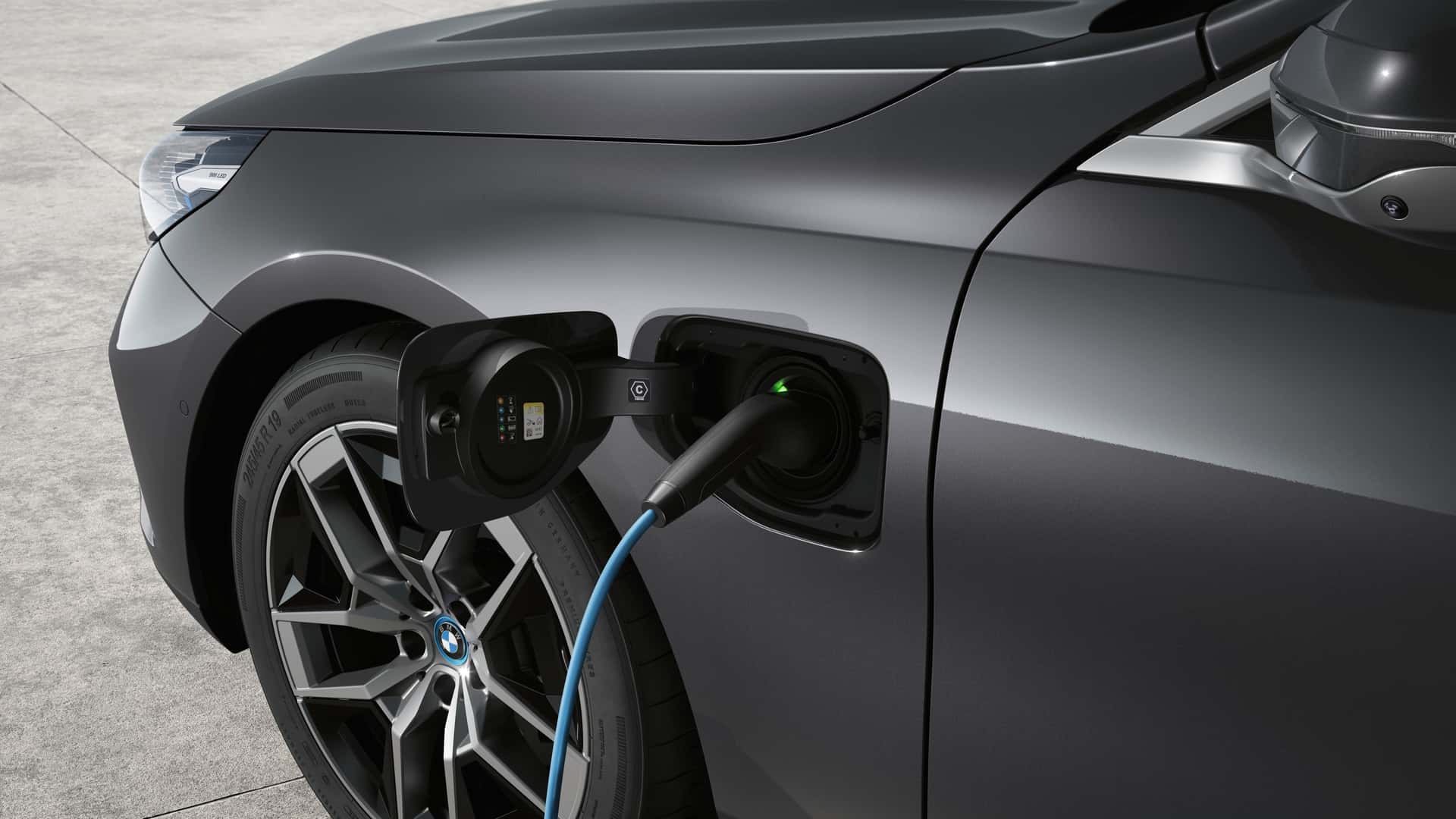 Плагін-гібриди вперше випереджають дизельні автомобілі в Європі