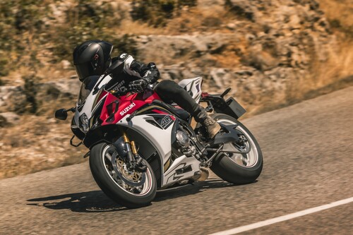 Повернення Suzuki GSX-R 1000 R