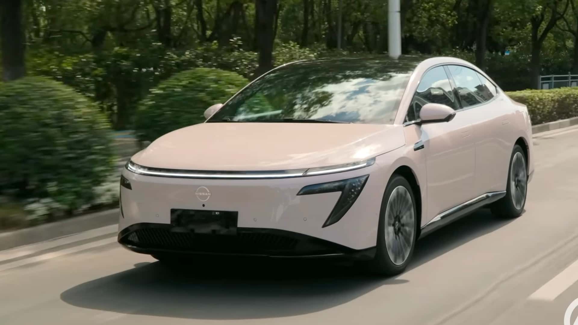 Електричний Nissan, якого справді варто чекати