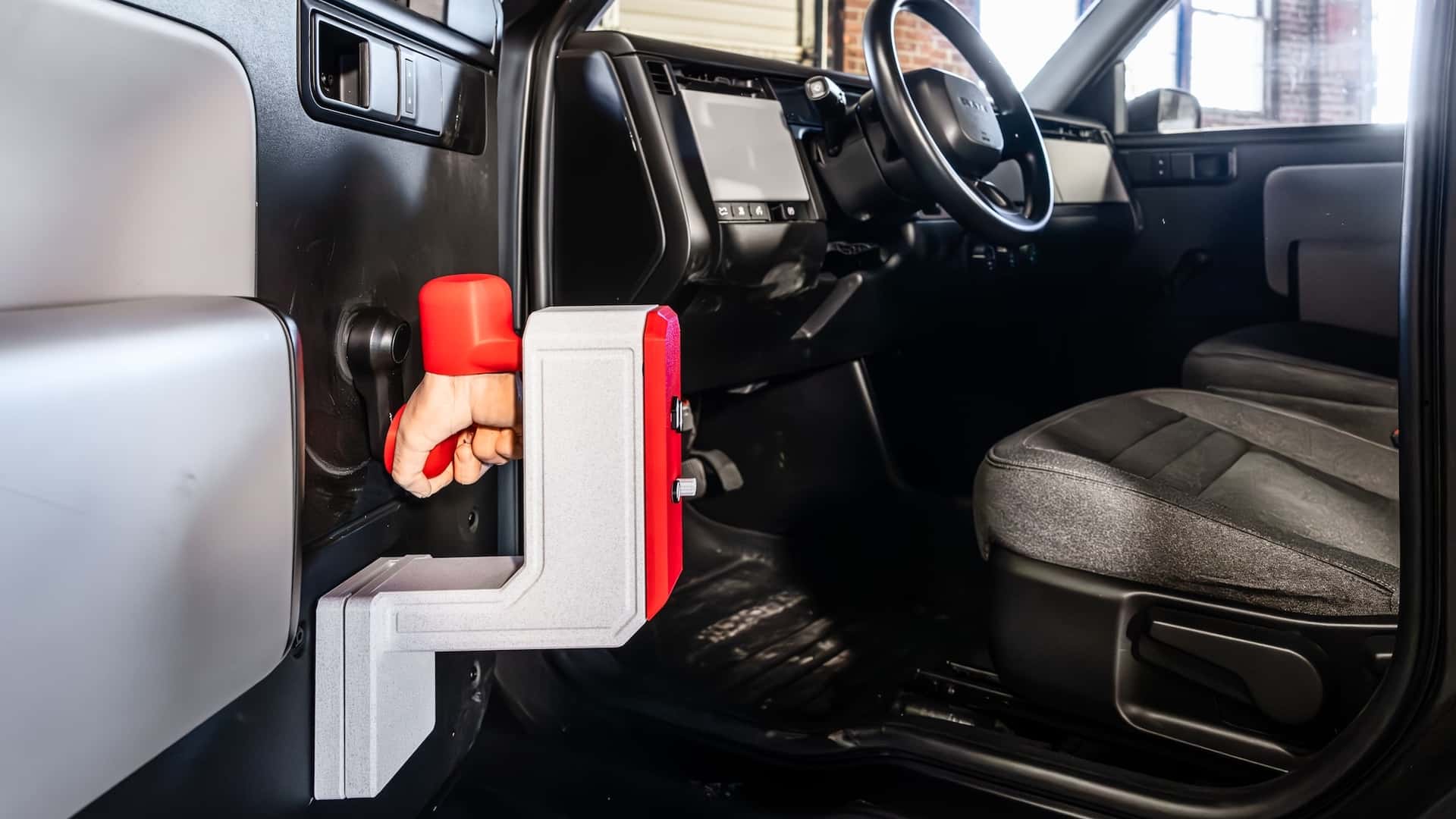 Як покращити вікна на вантажівці Slate за допомогою розумного рішення