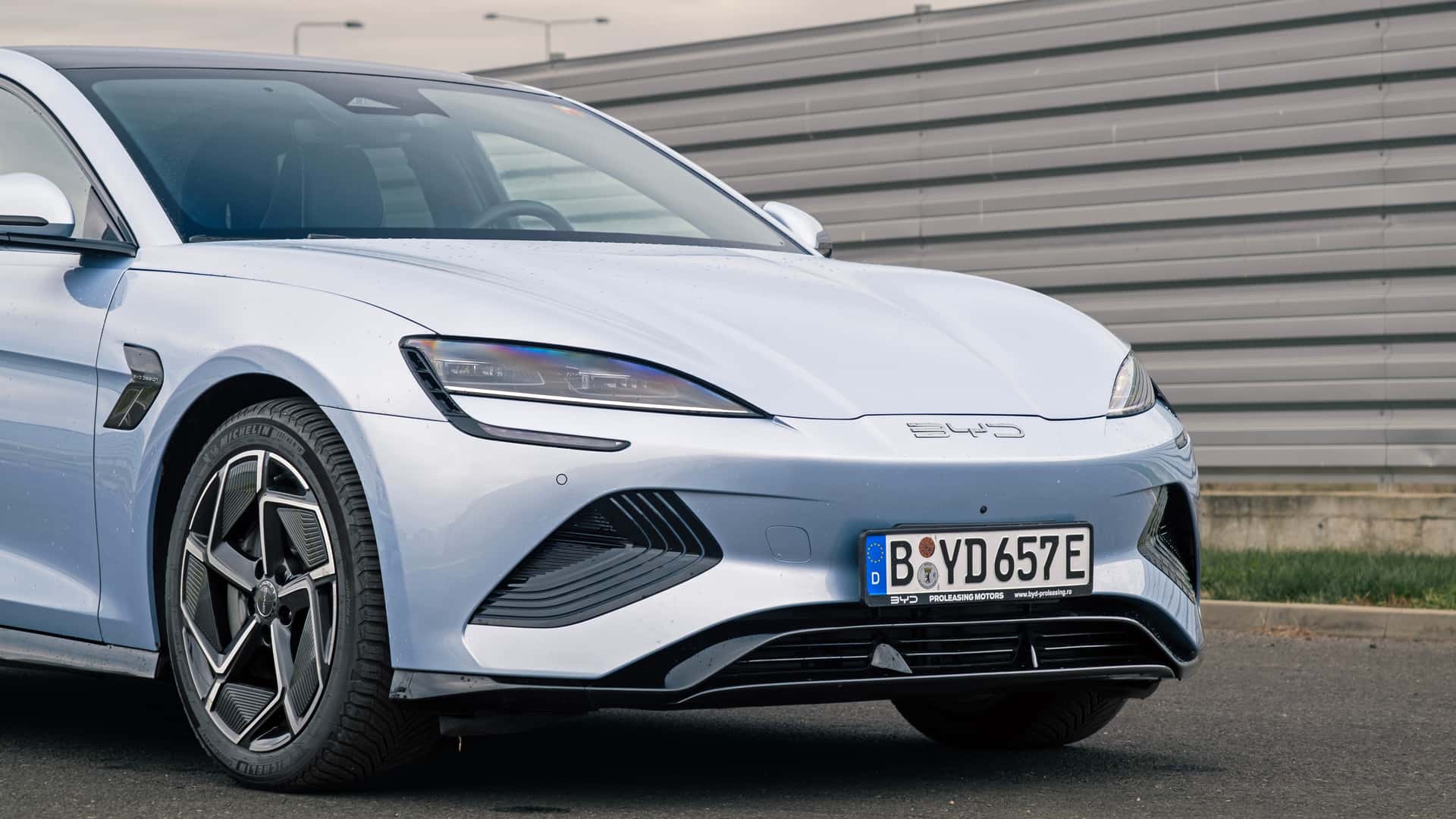 Китайський експорт електромобілів стрімко зростає в Мексиці та Європі