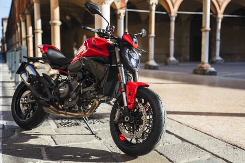 Ось Ducati оновлює моделі Monster