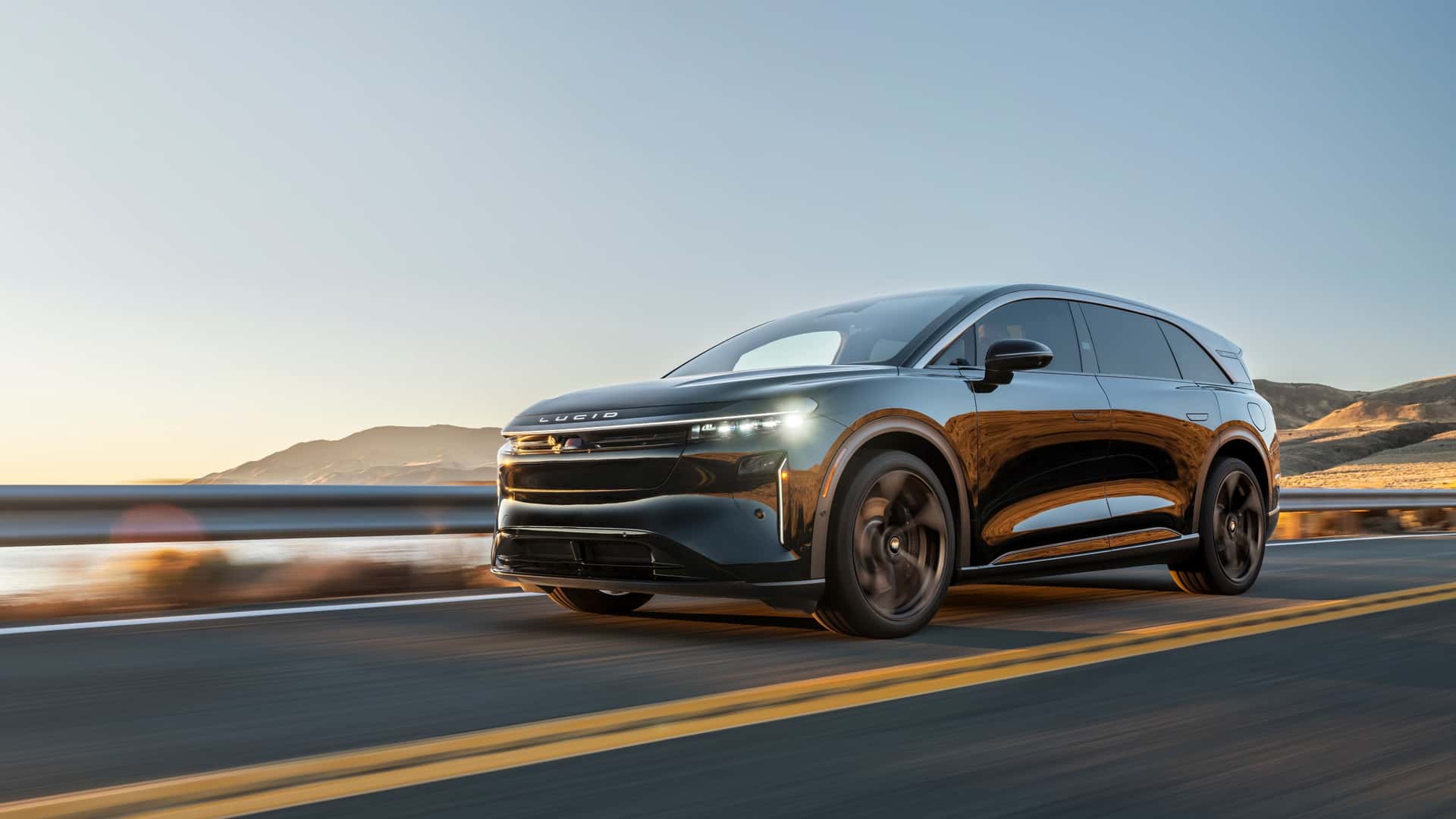 Презентація Lucid Gravity Touring: швидкісна зарядка від 0% до 100%