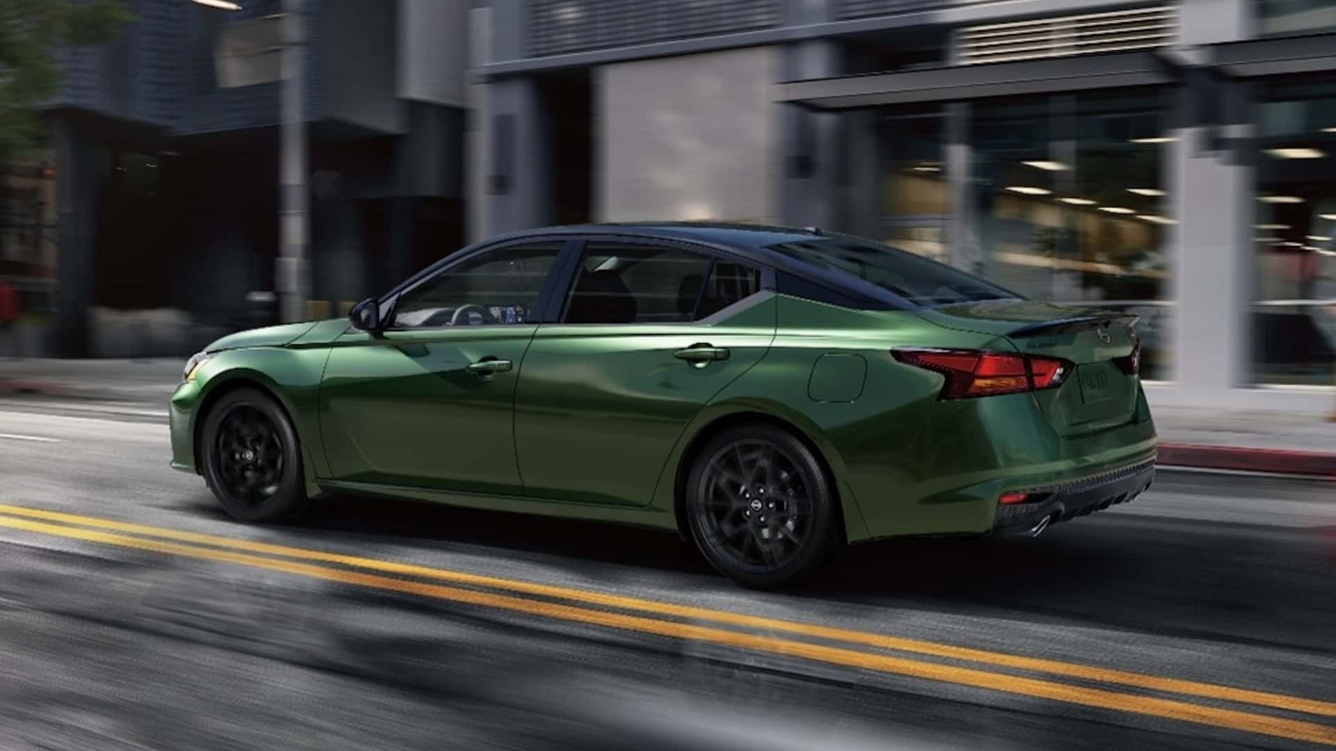 Nissan Altima: Живучість у дії