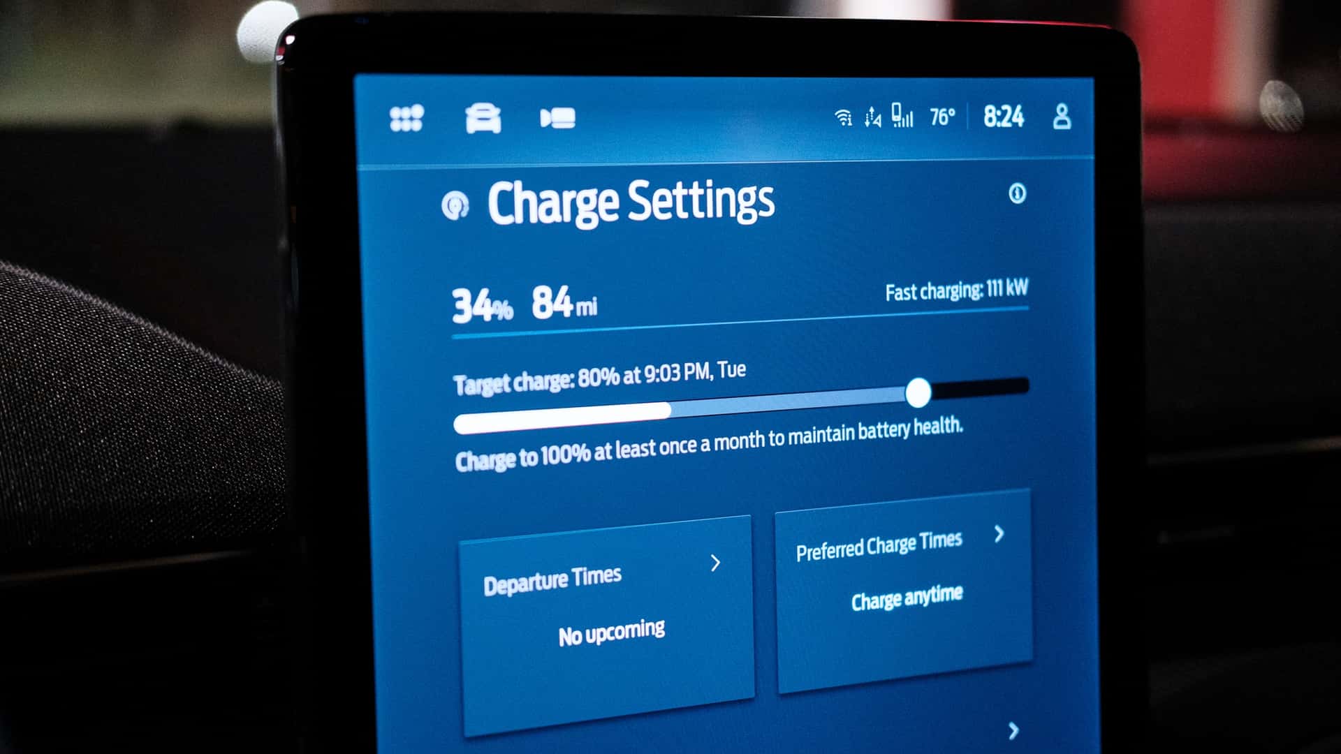 Чому батареї Ford Mustang Mach-E та Tesla слід заряджати до 100%