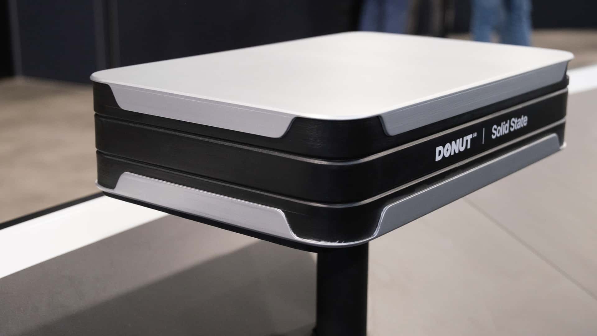 Donut Lab заявляє про прорив у твердотільних батареях, але експерти сумніваються