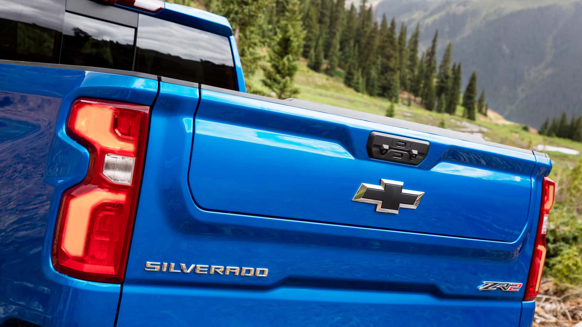 Нові Chevrolet Silverado та GMC Sierra: дебют цього року