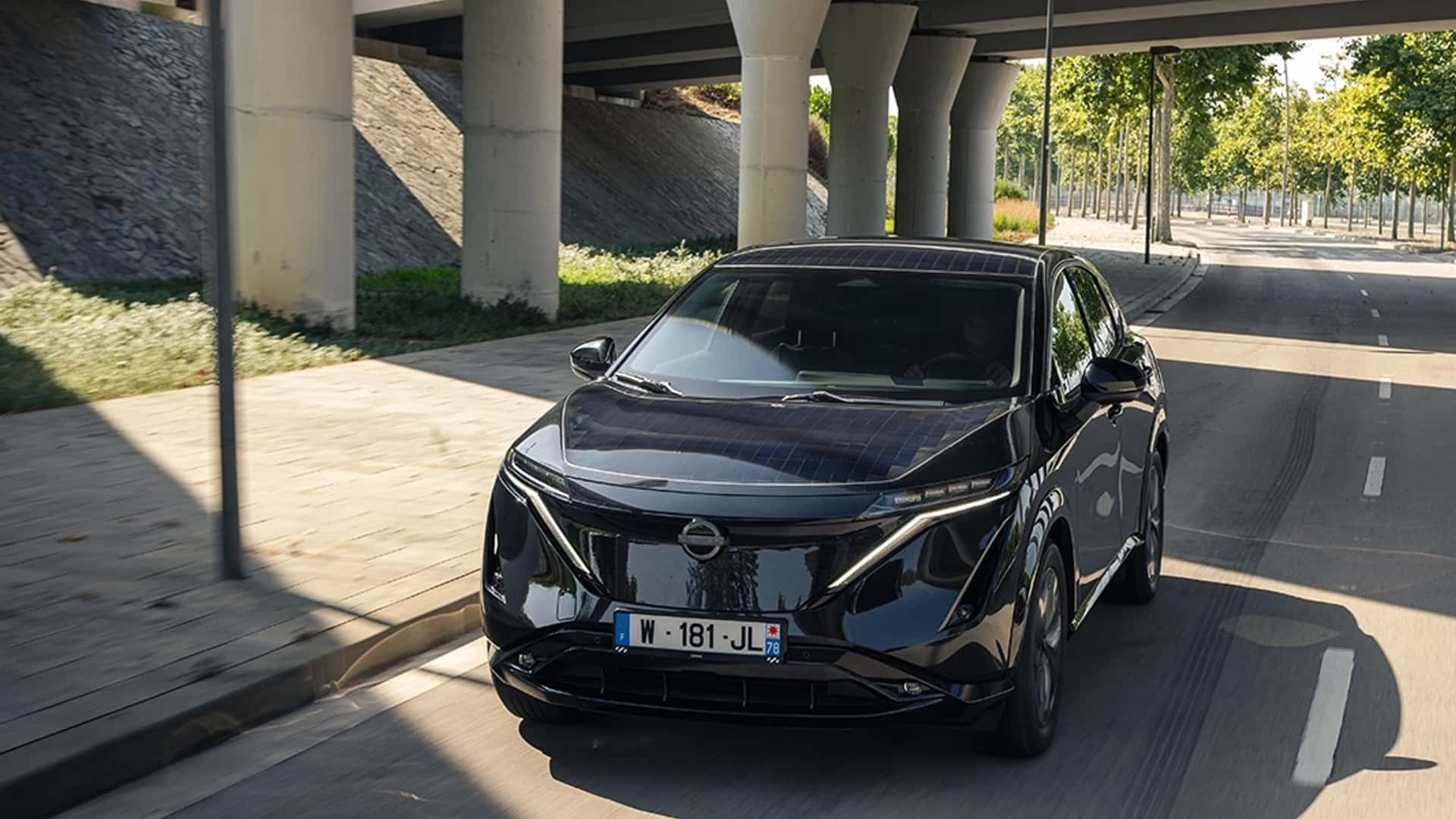 Nissan Ariya з сонячними панелями: скільки додаткового пробігу це забезпечить