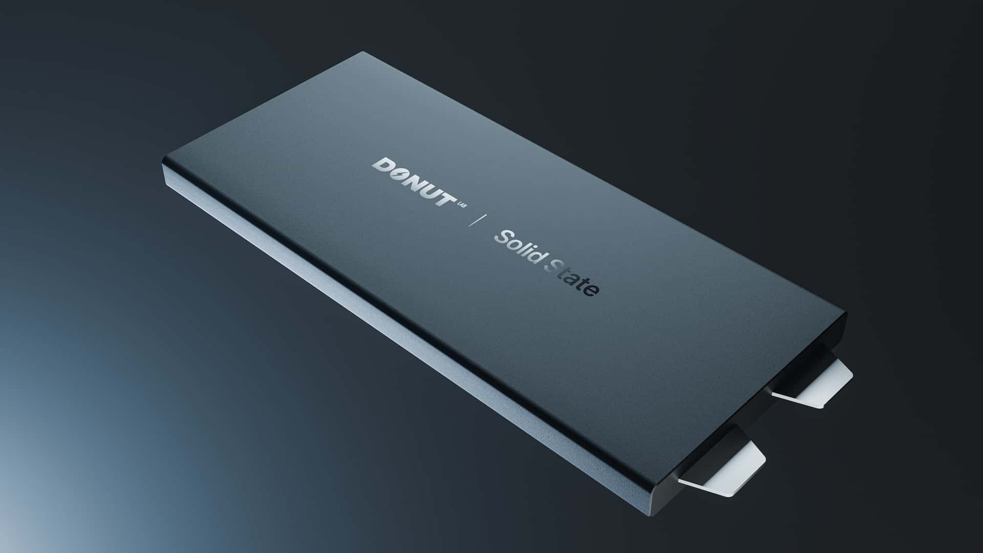 Твердотільна батарея від Donut Lab заряджається швидко, але викликає питання у експертів