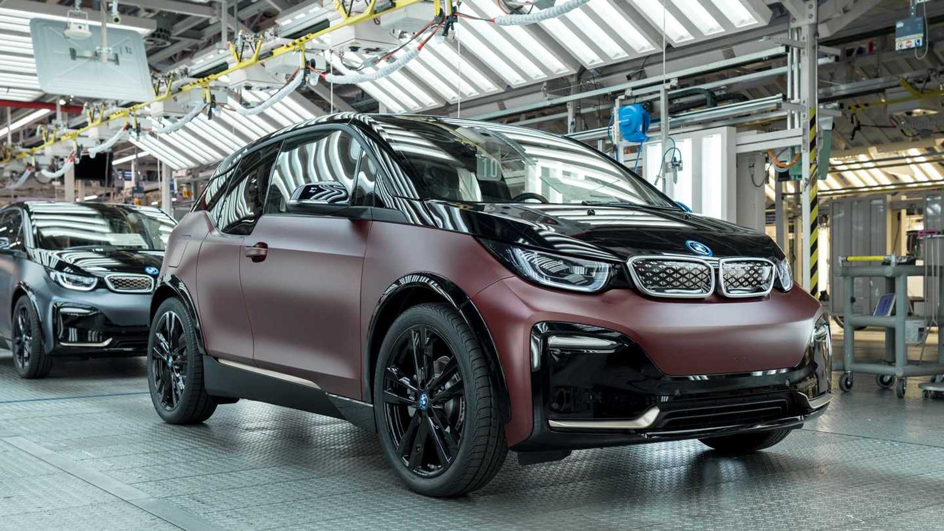 BMW переосмислює майбутнє електромобілів з розширеним запасом ходу