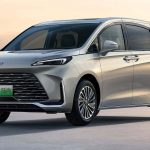 Buick Hybrid Minivan Sets New Range Record