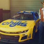 Carson Hocevar представить ретро-схему Дейла Ернхардта на гонці в Дарлінгтон