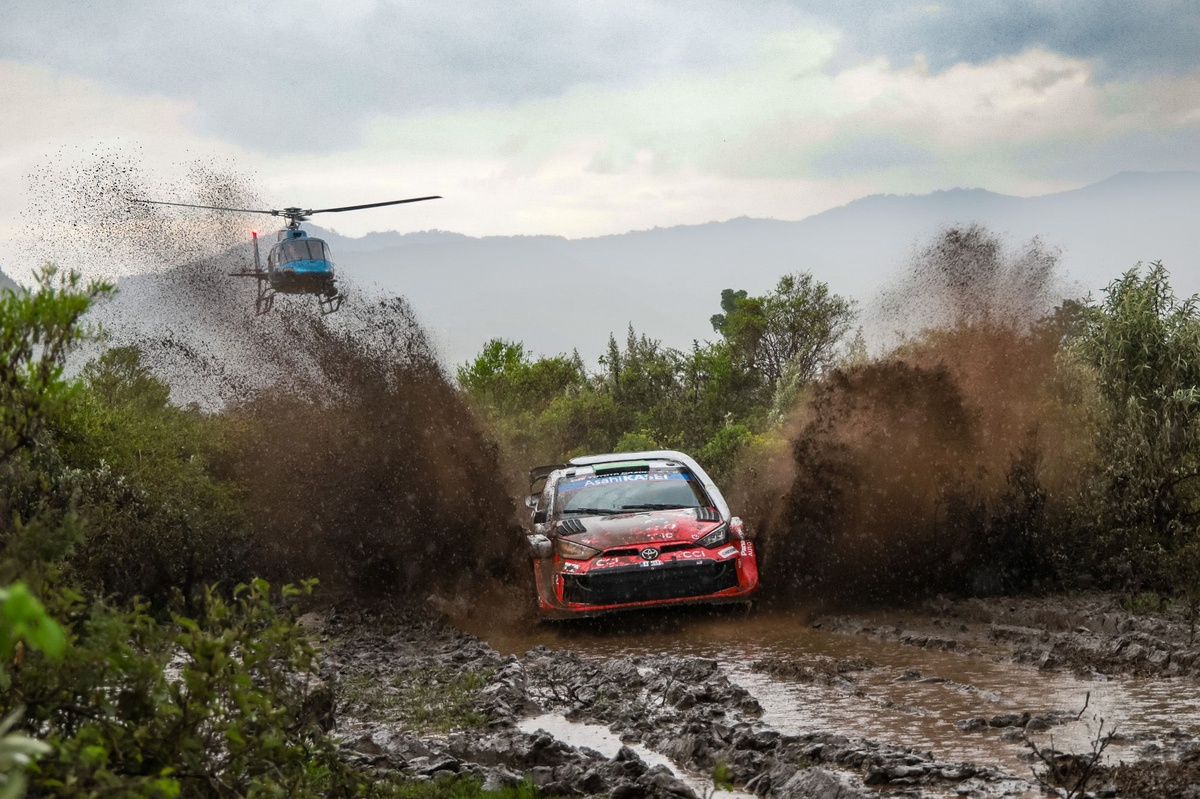Елфін Еванс зупинився на WRC Safari Rally Kenya через “небезпечне” рішення організаторів