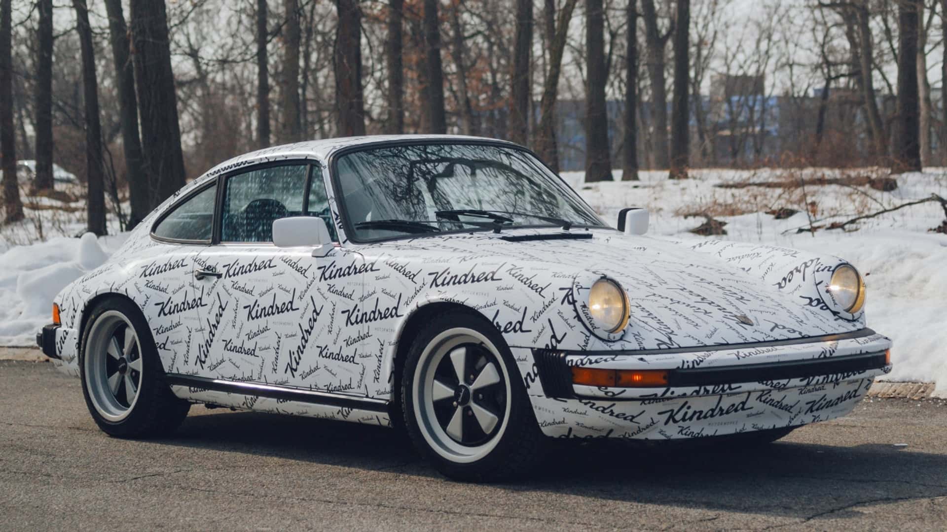 Porsche 911 Restomod: електричний мотор замість бензинового двигуна за $300K