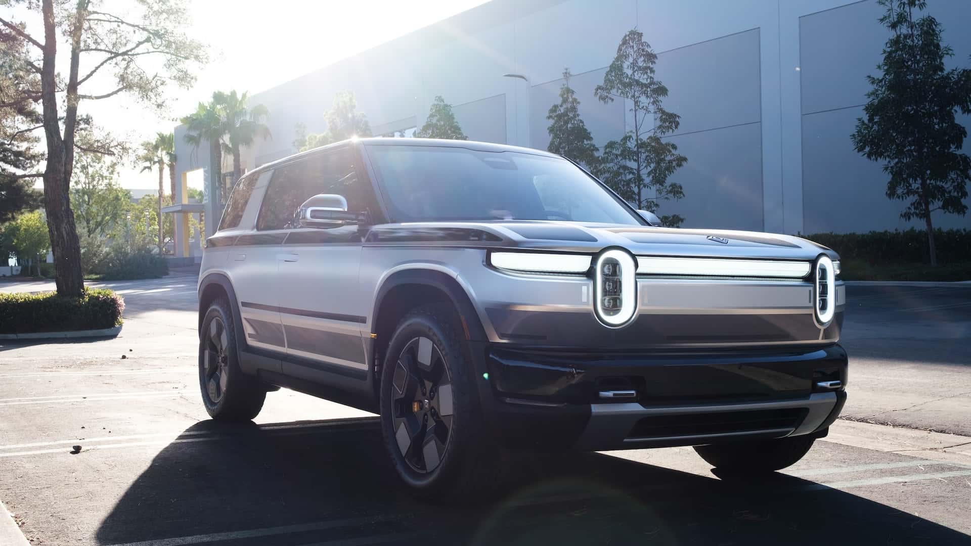 Rivian планує амбітний початок виробництва моделі R2 у 2026 році
