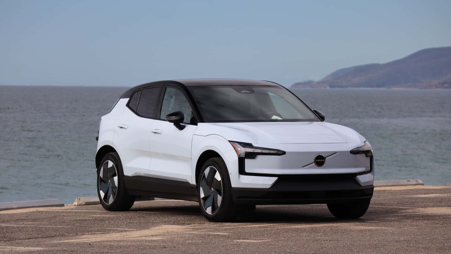 Volvo EX30: новий мешканець кладовища електромобілів у США