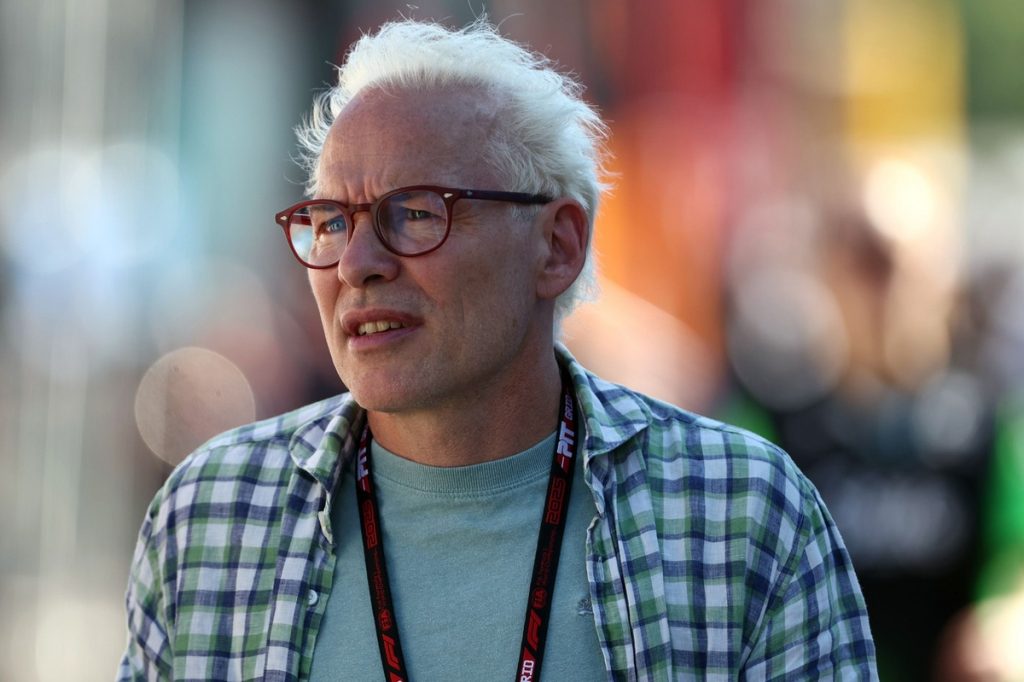 Жак Вільнев висловив свою думку про регулювання F1 2026 року