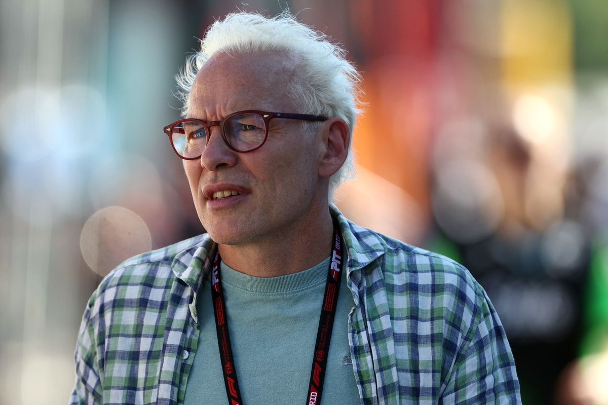 Жак Вільнев висловив думку щодо регламенту Ф1 2026 року: ‘Ми б це не потерпіли’