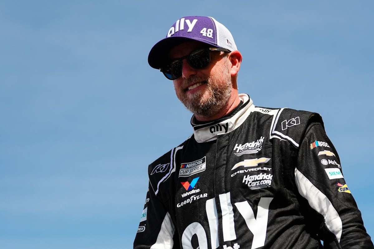 Дебют Джастіна Аллгера у ролі заміни Олександра Боумена: виклик та нові можливості