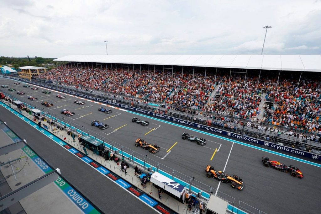 Apple TV допомагає Формулі-1 інтегруватися в американську спортивну культуру