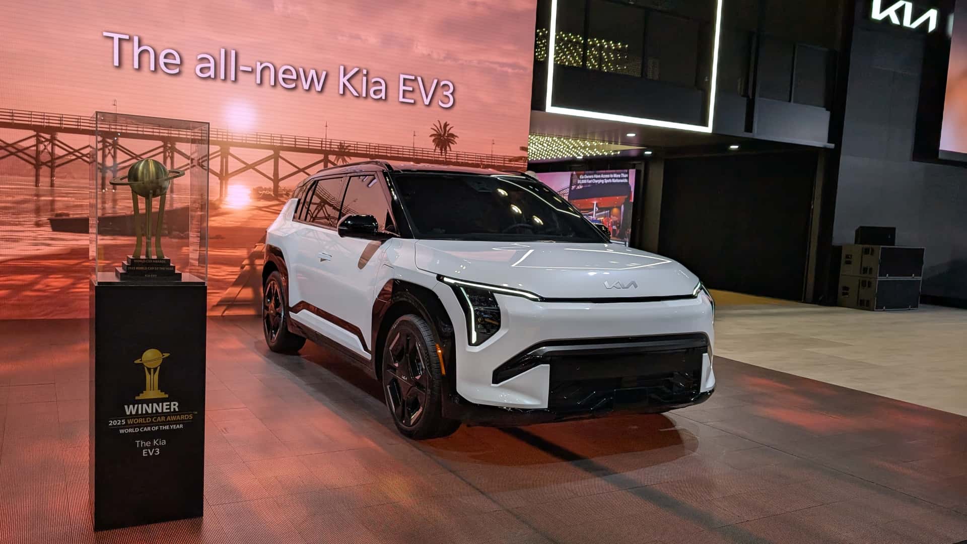 Kia EV3 Offers 320 Miles Range Stylishly
