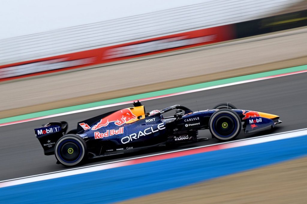 Вихід Джанпієро Ламбіазе викликав застереження Red Bull від Каруна Чандока