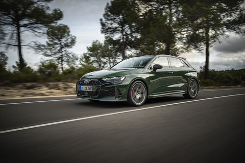 Audi віддає належне п’ятициліндровому двигуну