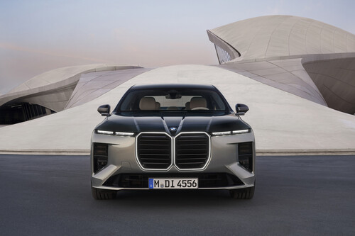 BMW 7er Facelift Luxus und Neue Klasse