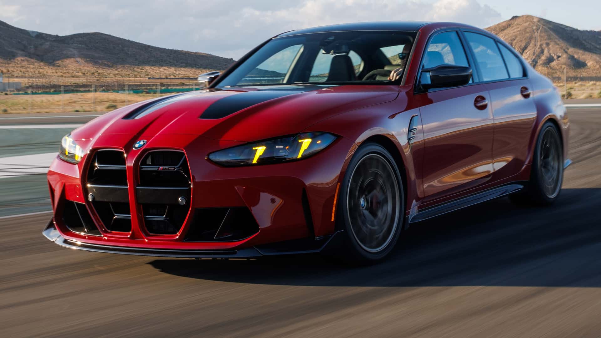 BMW M3 CS знову з ручною коробкою