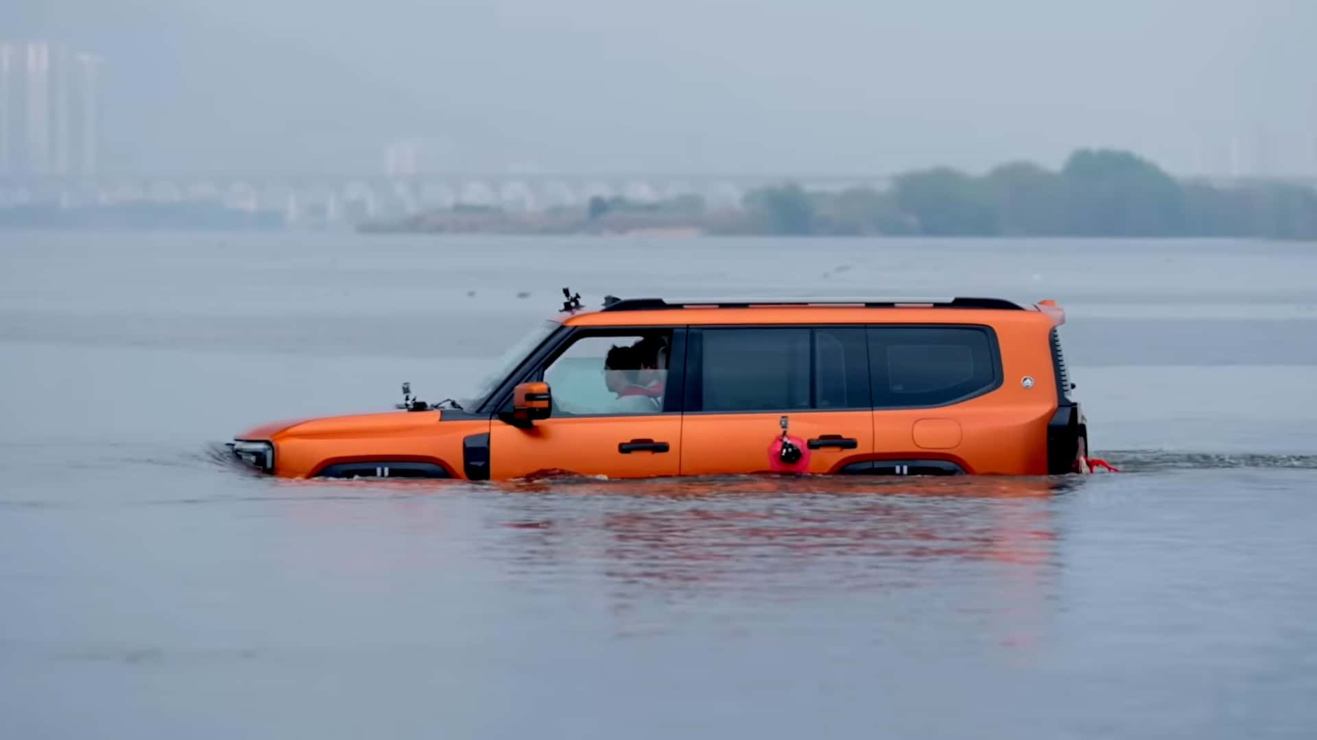 China's Hybrid SUVs Now Function as Boats