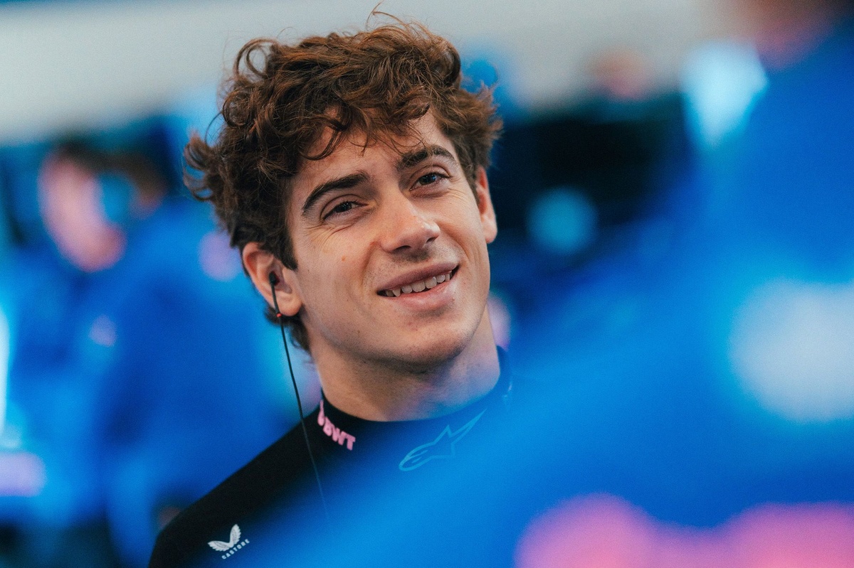 Емоційний момент Франко Колапінто з Ліонелем Мессі перед Гран-прі Маямі F1