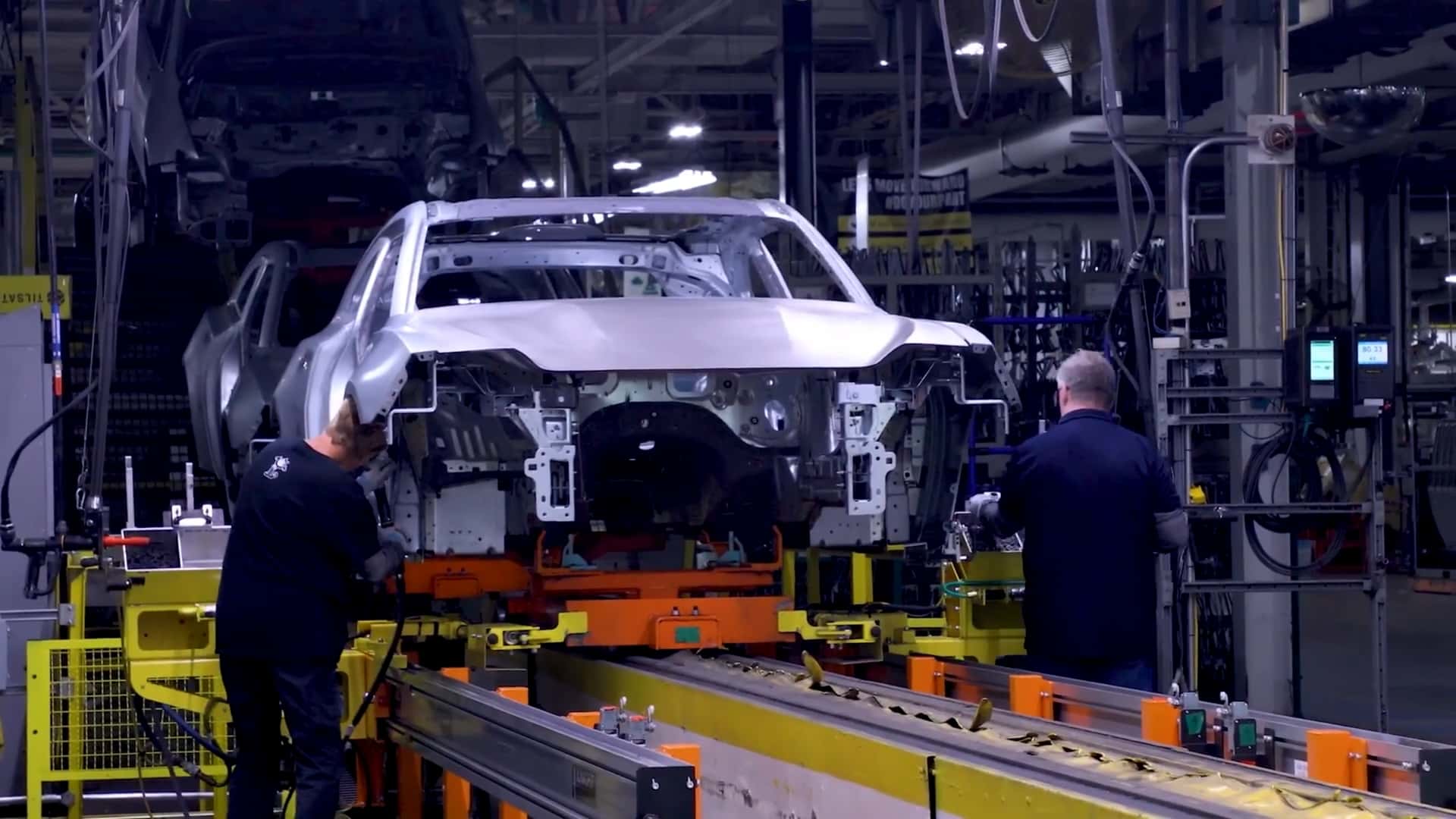 Jeep's Parent Company Plans EVs in North America
