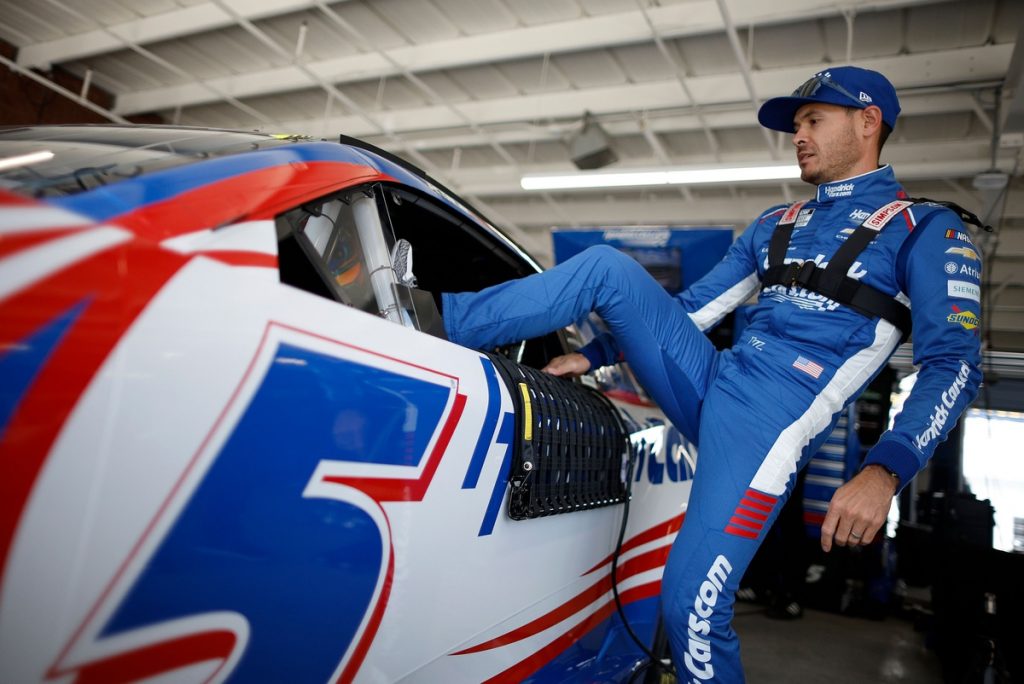 Кайл Ларсон очолює практику NASCAR All-Star Race у Довері