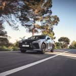 Lexus RZ 550e F Sport Симулює Ганкові Перемикання