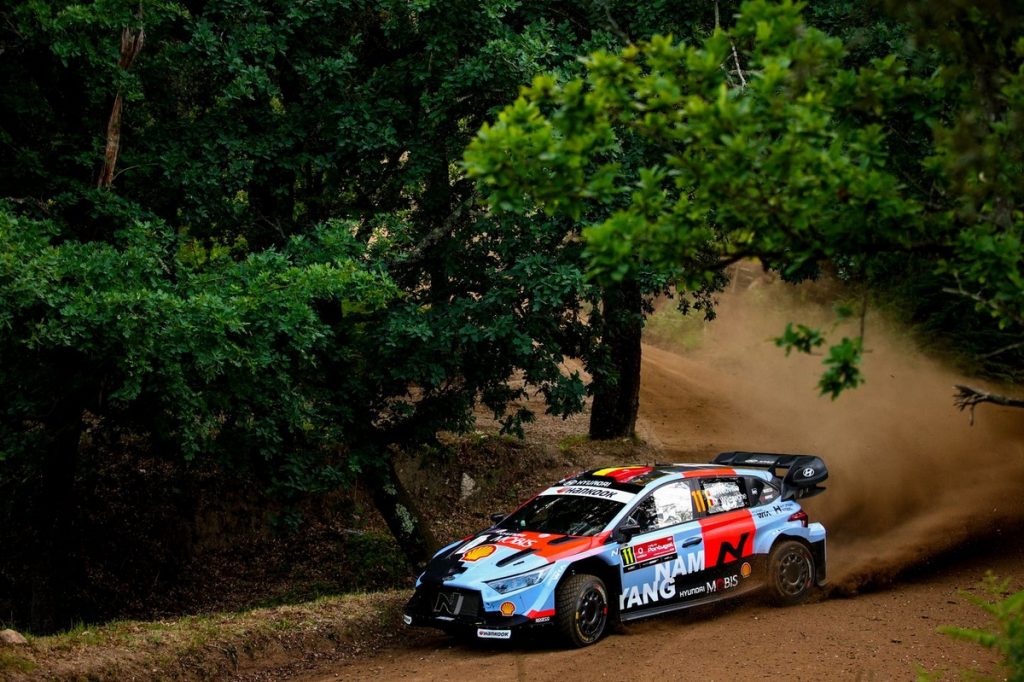 Тірі Невілл перериває переможну засуху Hyundai на WRC в Португалії