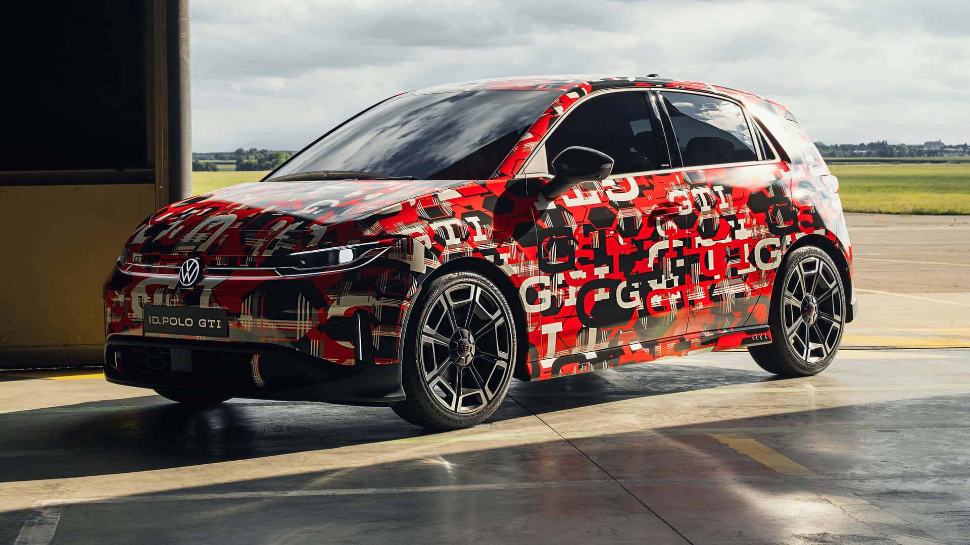 VW Electric GTI Features Artificial Gear Shifting