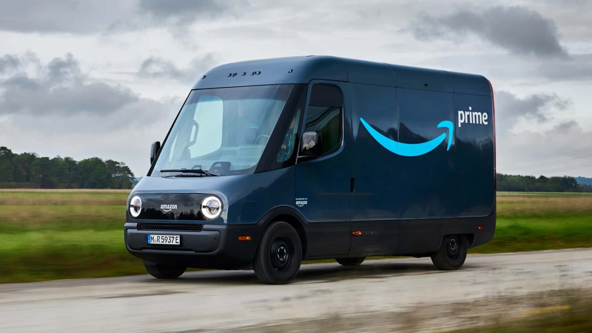 Amazon Expands Electric Delivery Van Fleet