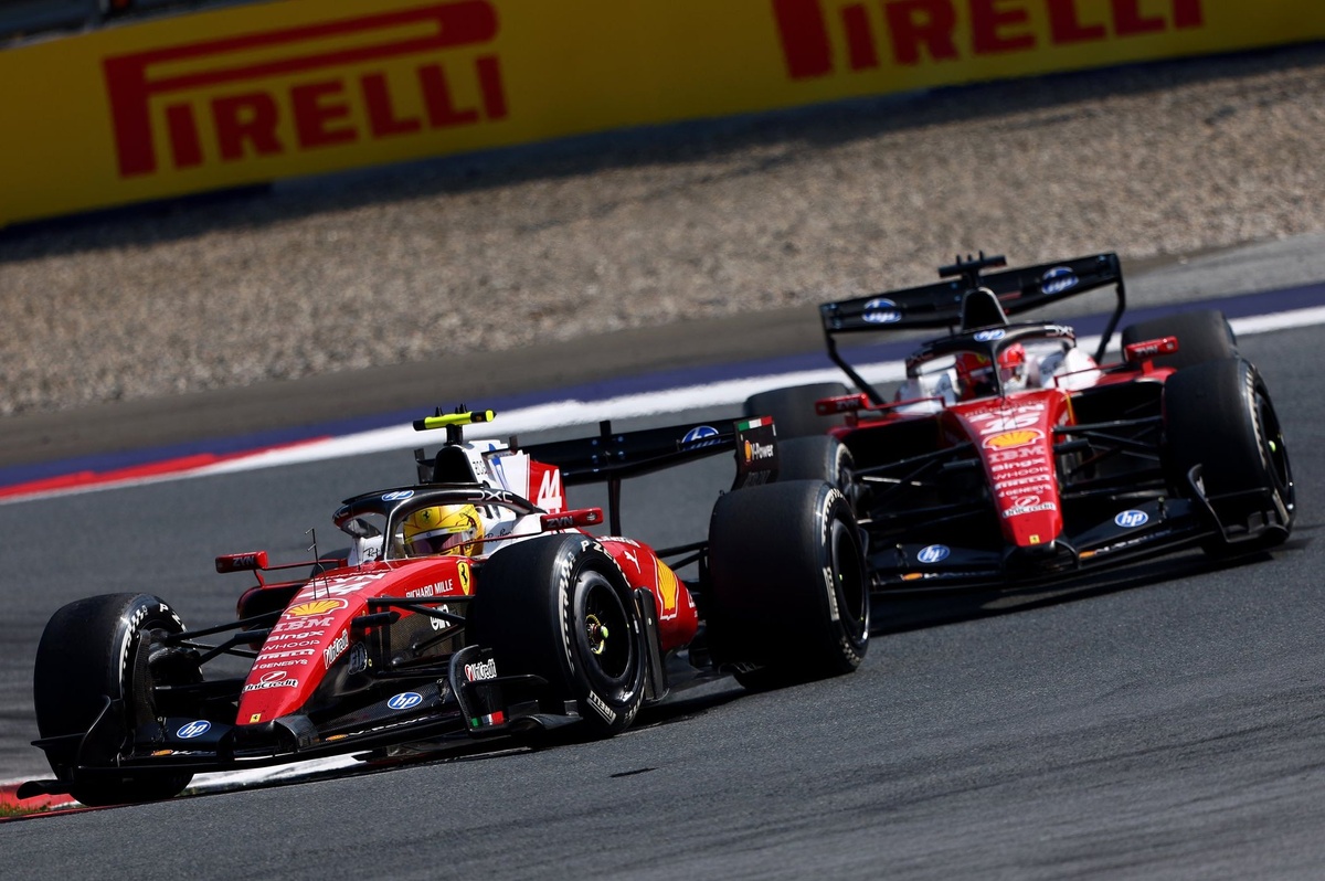 Ferrari не справляється з гонками: лідери Формули-1 Hamilton та Leclerc в шоці від темпу в Австрії