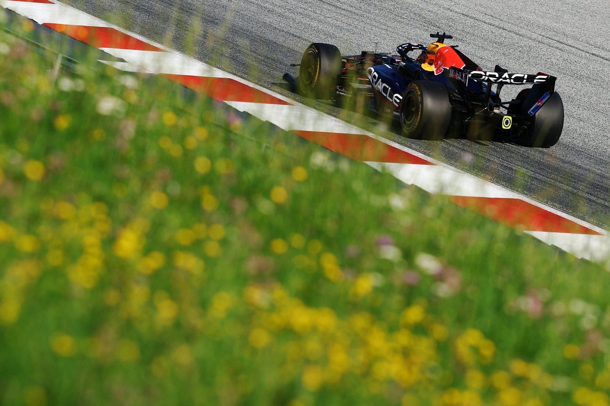 Red Bull зазнав проблем під час першого тесту критично важливого оновлення F1