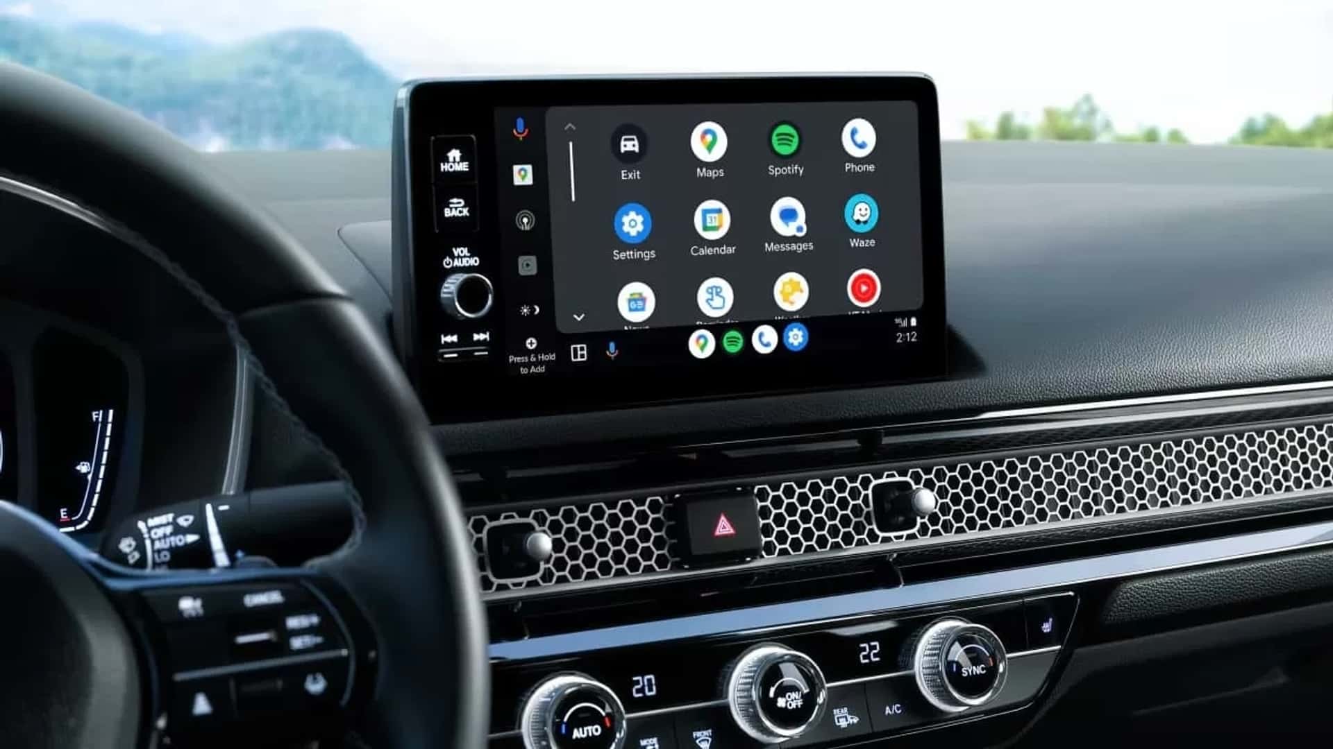 Водії незадоволені екранами в своїх автомобілях