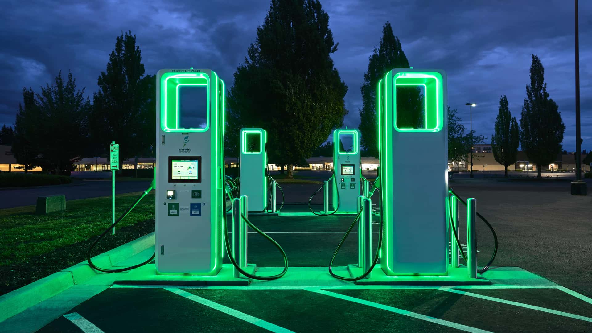 Electrify America спрощує зарядку електромобілів, відмовившись від набридливої політики