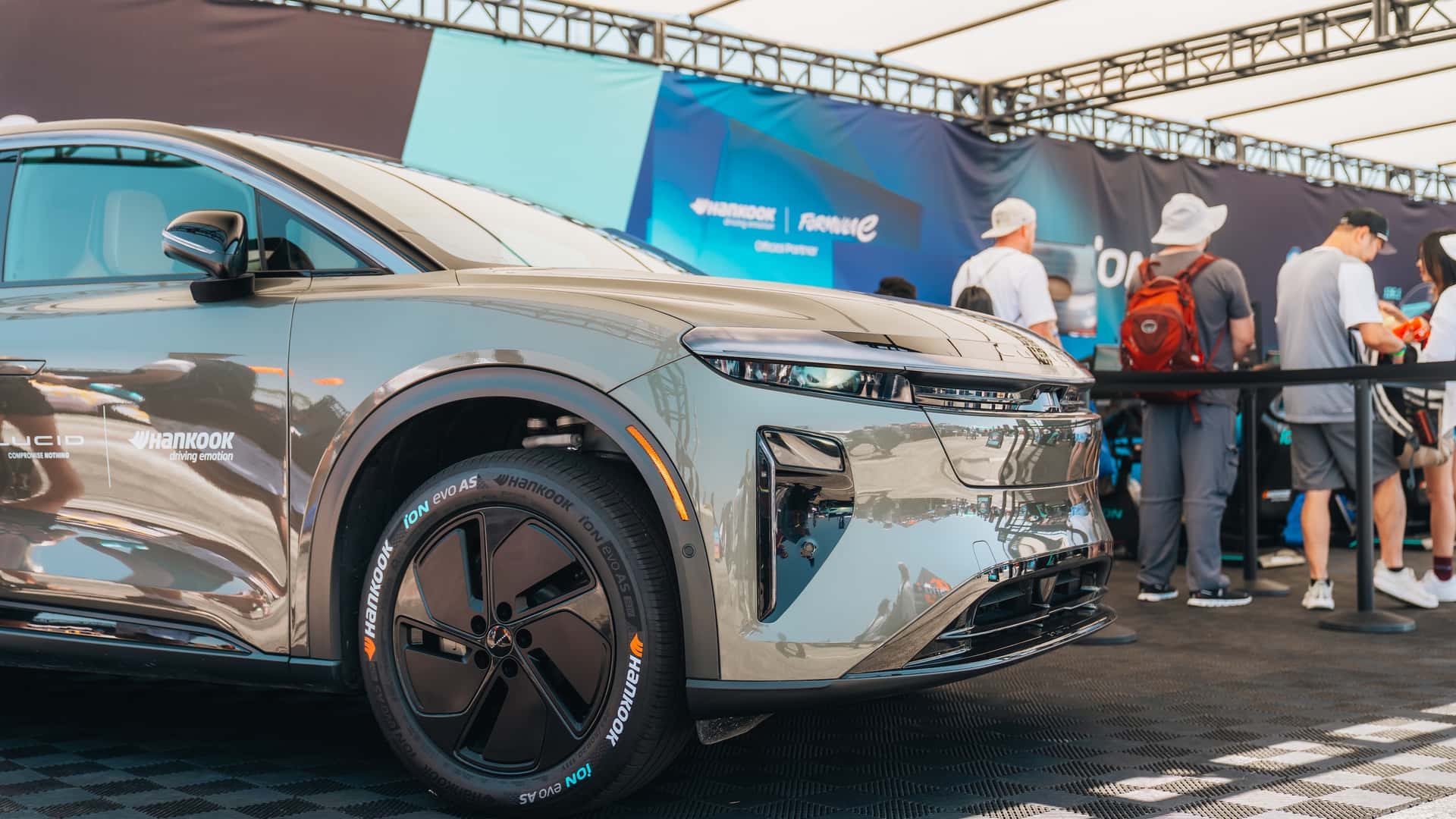 Як Hankook вдосконалює шини для електромобілів