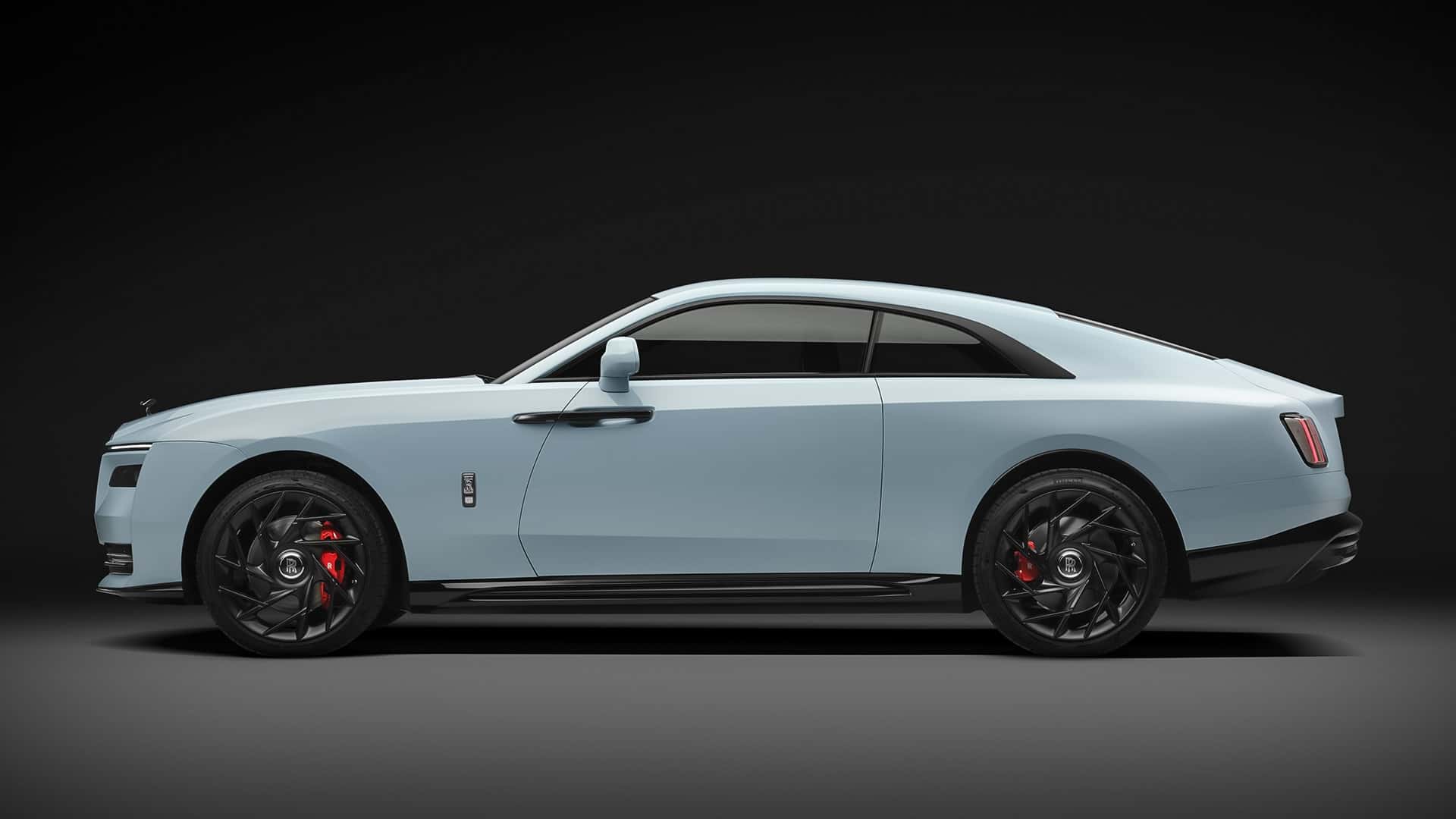 Оновлений Rolls-Royce Spectre: зміни, які важко помітити