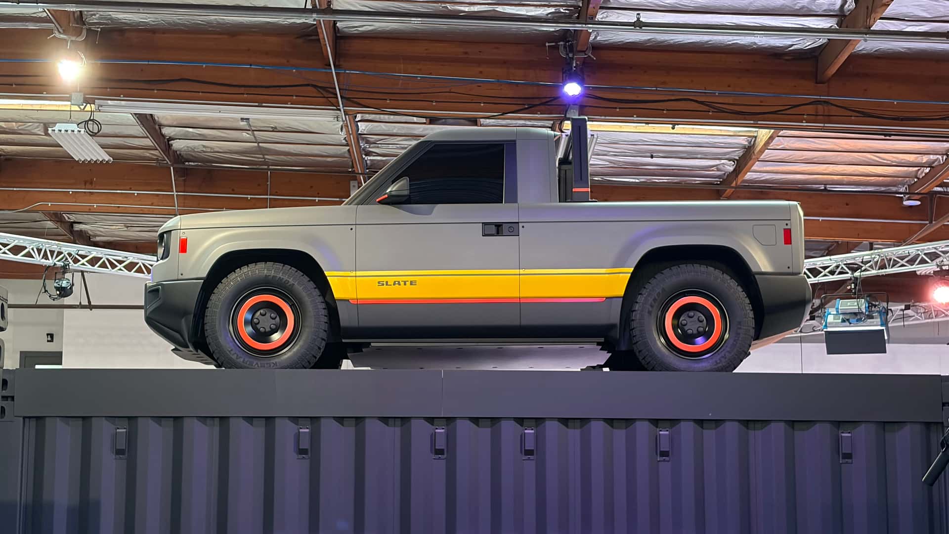 Slate Truck Embraces LFP Battery Technology