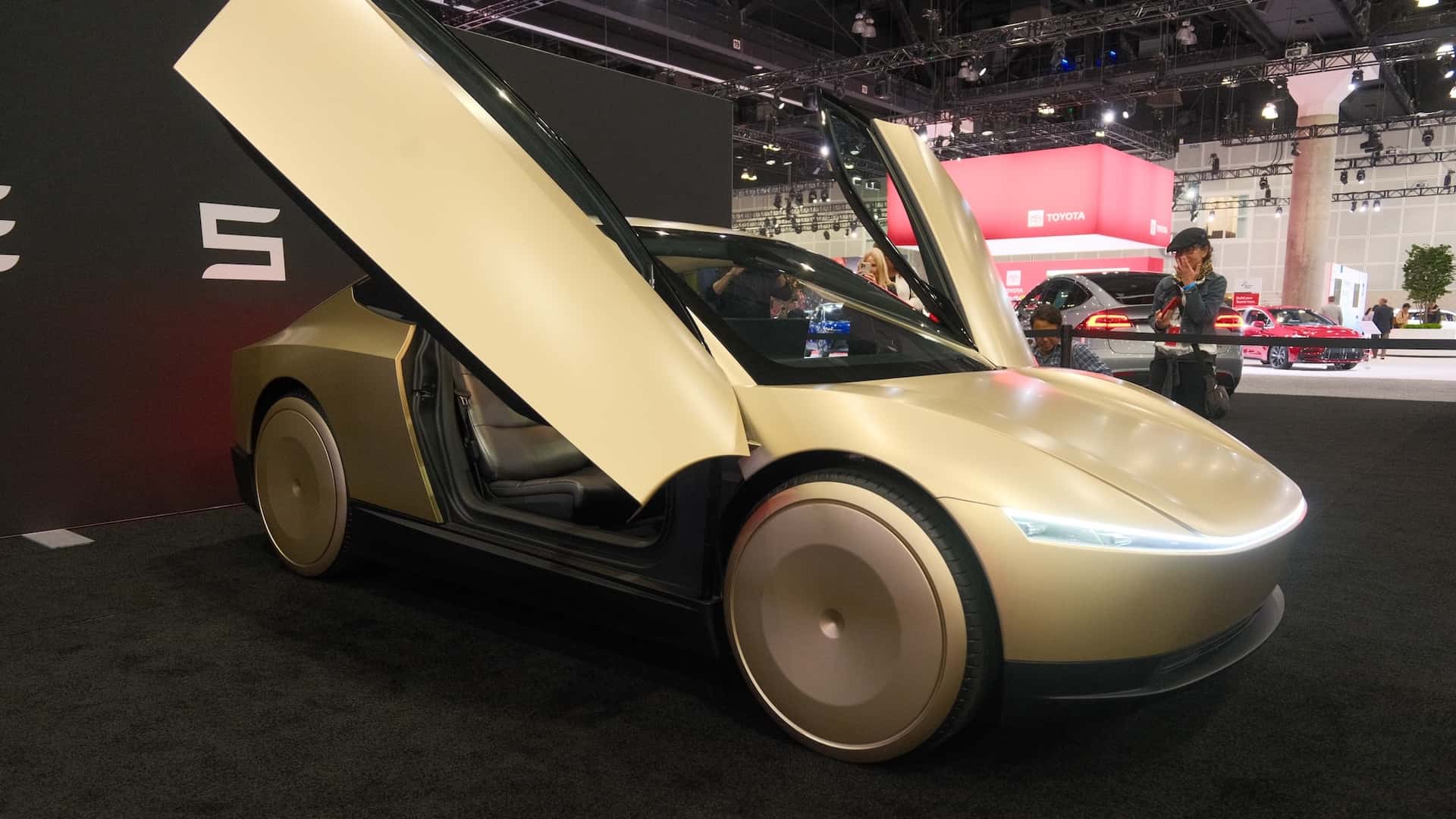 Витік документів EPA про Tesla Cybercab: підтверджені характеристики батареї, вага, потужність та попередній запас ходу