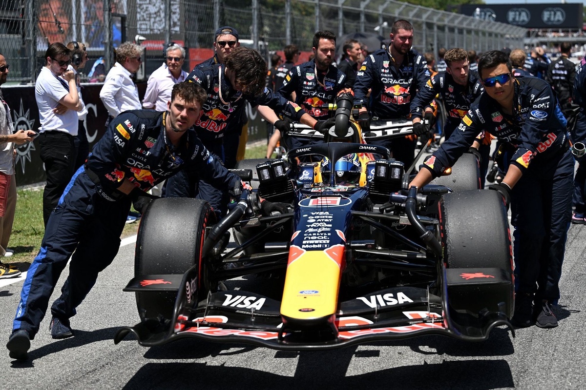 Вражаюча статистика про невдалі стартові сезони Ісака Хаджара та Red Bull у Формулі-1 2026 року