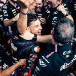 Aprilia підтримує Марко Беццеккі після виходу з німецького ГП