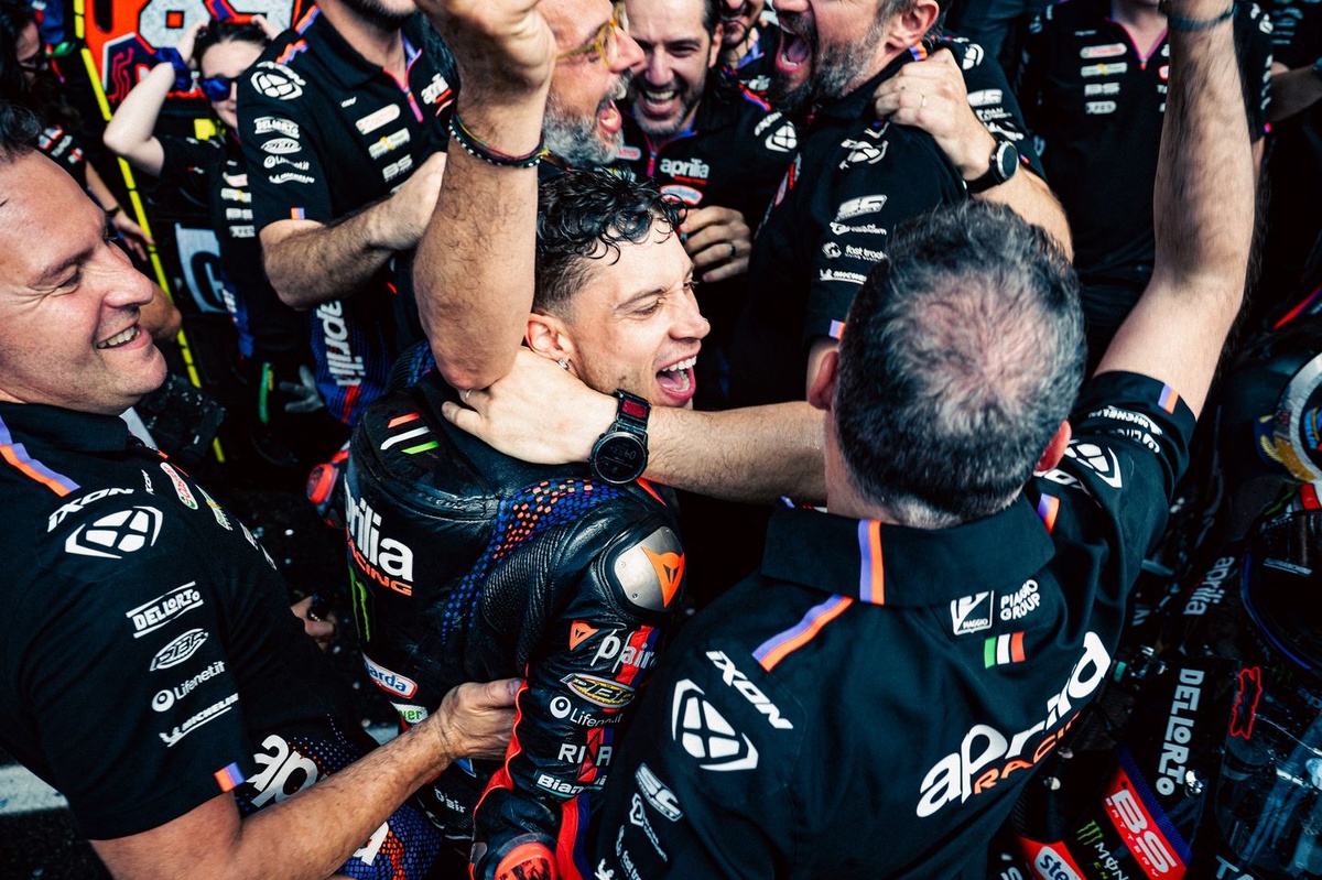 Aprilia підтримує Марко Беззеччі після відмови від участі у Гран-прі Німеччини